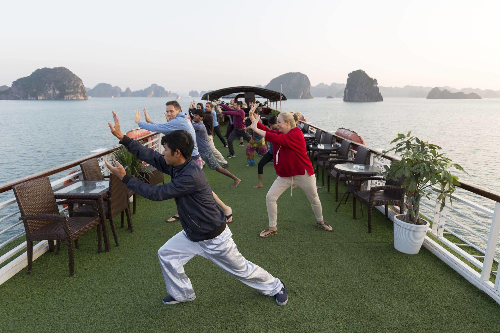 Halong Paloma Cruise Hotel Ha Long Exterior photo